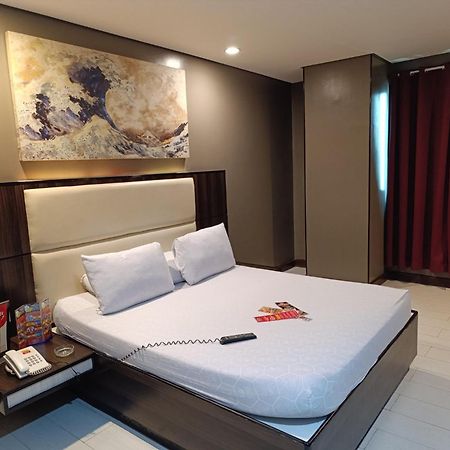 Hotel Sogo Malate Manille Extérieur photo