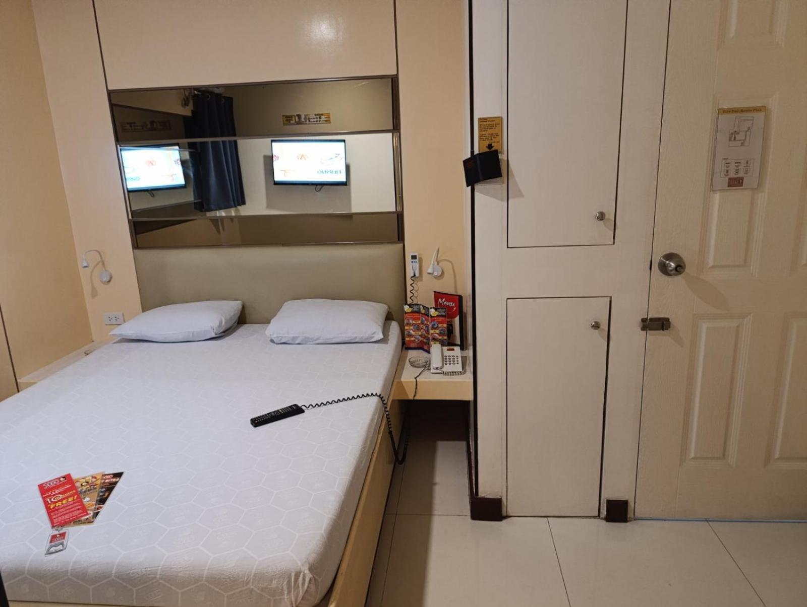 Hotel Sogo Malate Manille Extérieur photo