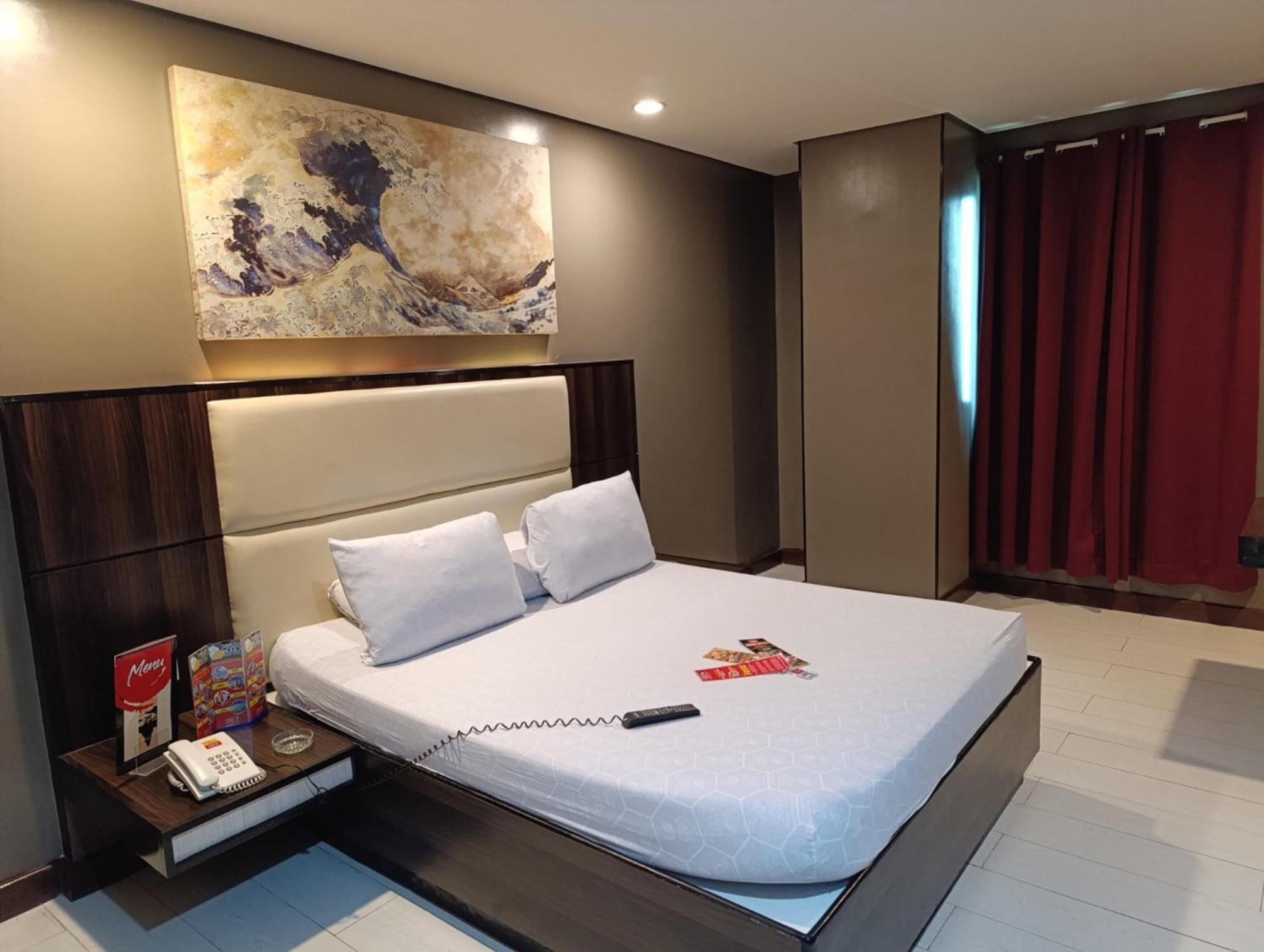 Hotel Sogo Malate Manille Extérieur photo