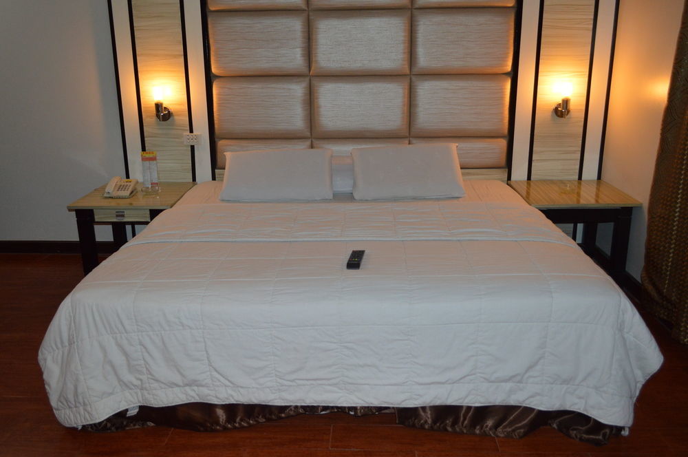 Hotel Sogo Malate Manille Extérieur photo
