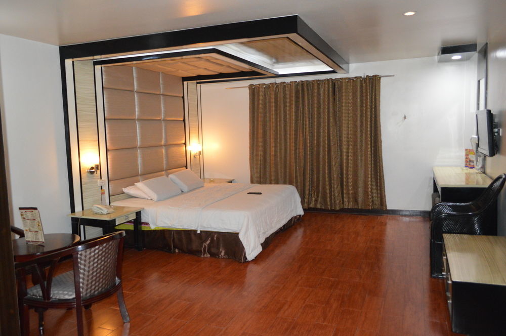 Hotel Sogo Malate Manille Extérieur photo