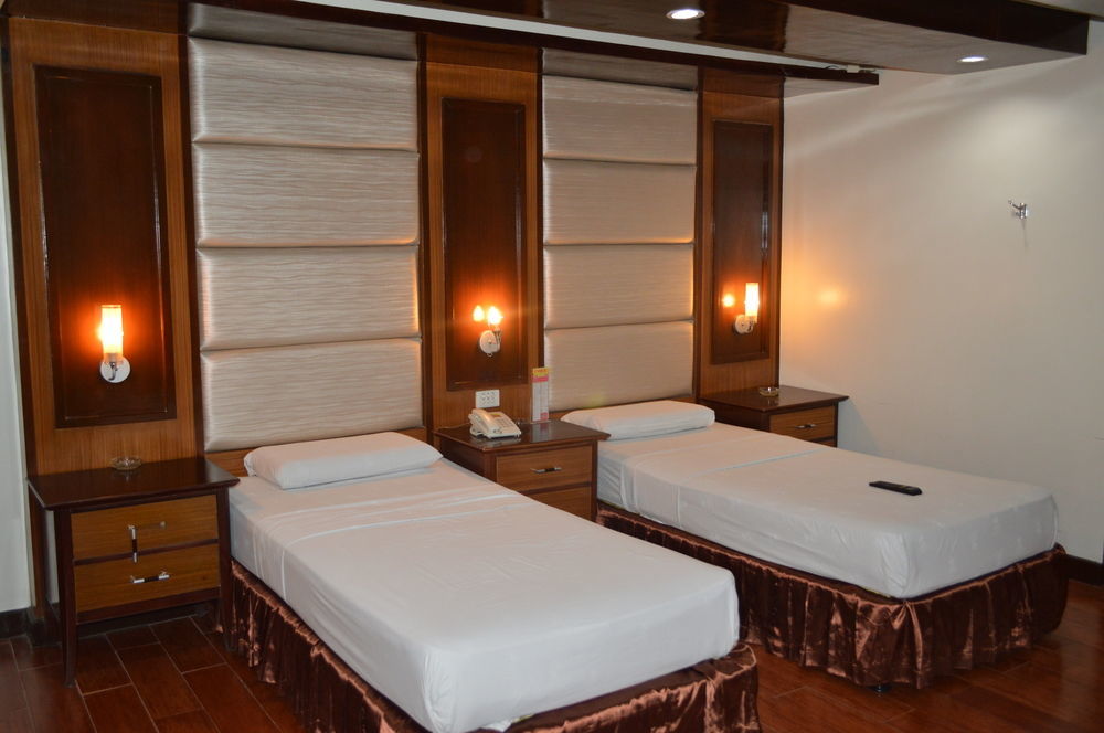 Hotel Sogo Malate Manille Extérieur photo