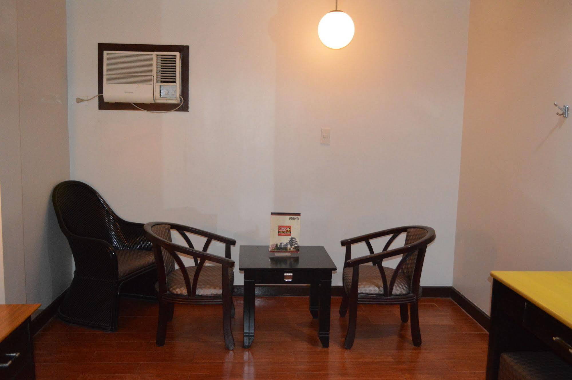 Hotel Sogo Malate Manille Extérieur photo