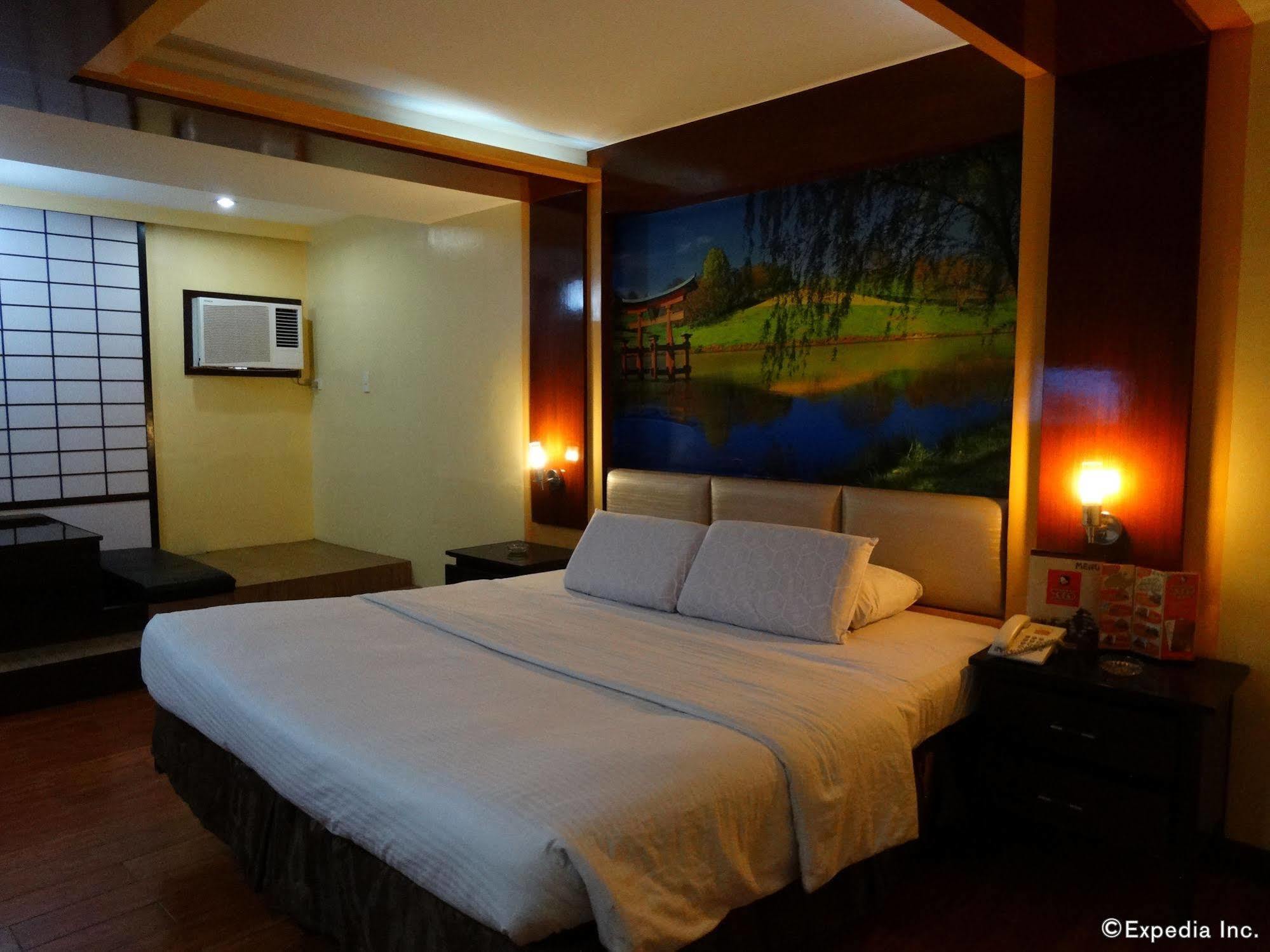 Hotel Sogo Malate Manille Extérieur photo