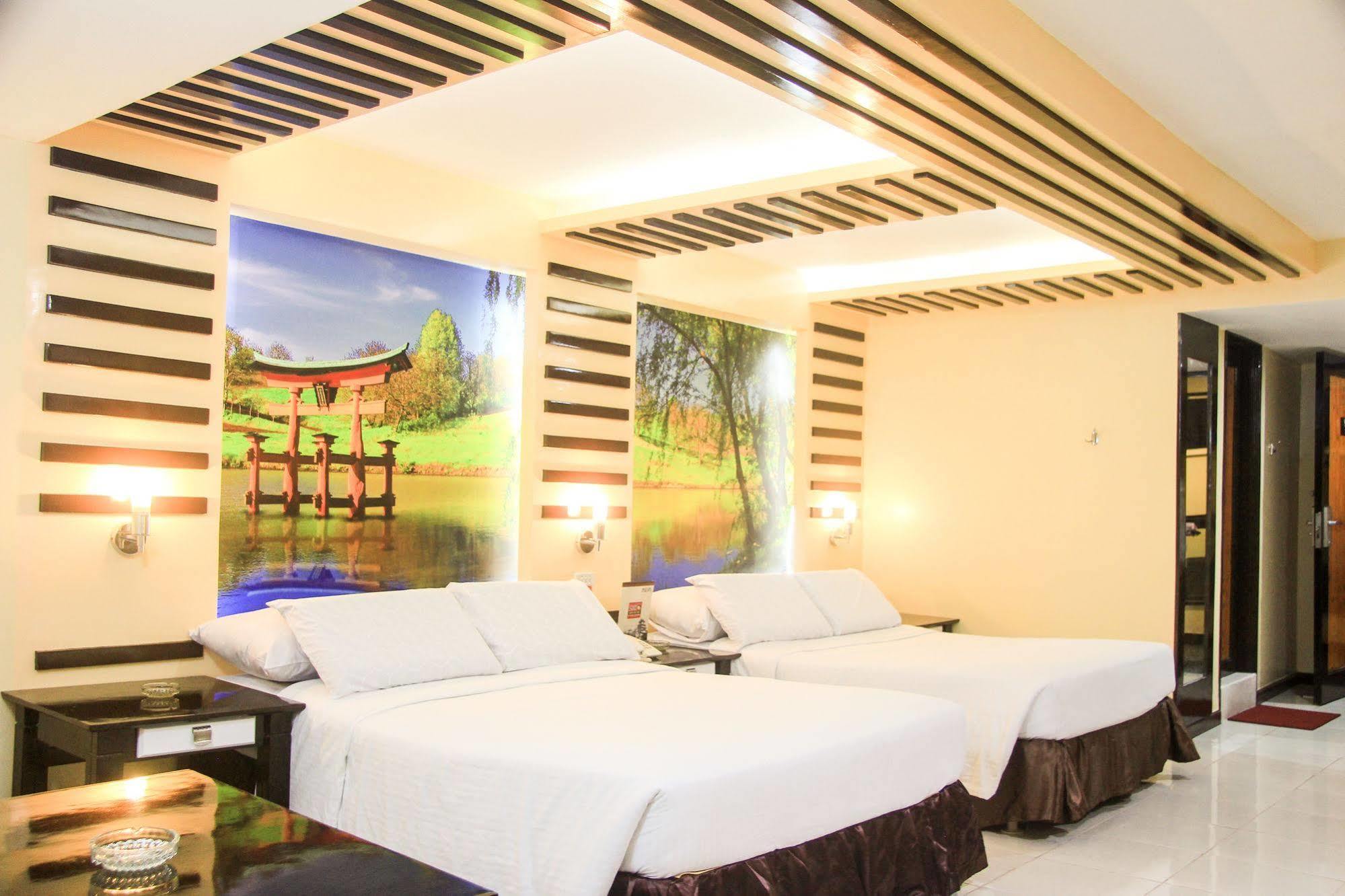 Hotel Sogo Malate Manille Extérieur photo
