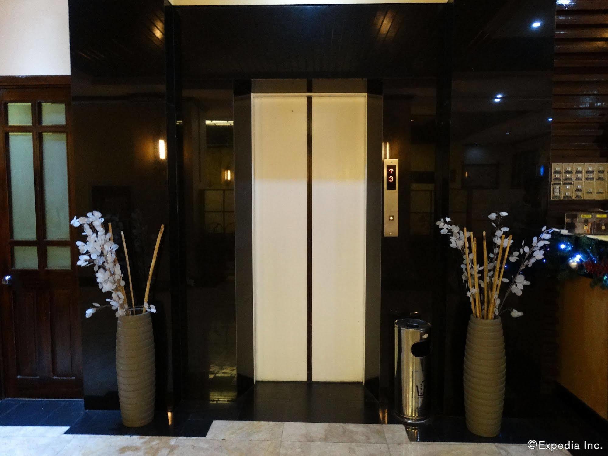 Hotel Sogo Malate Manille Extérieur photo